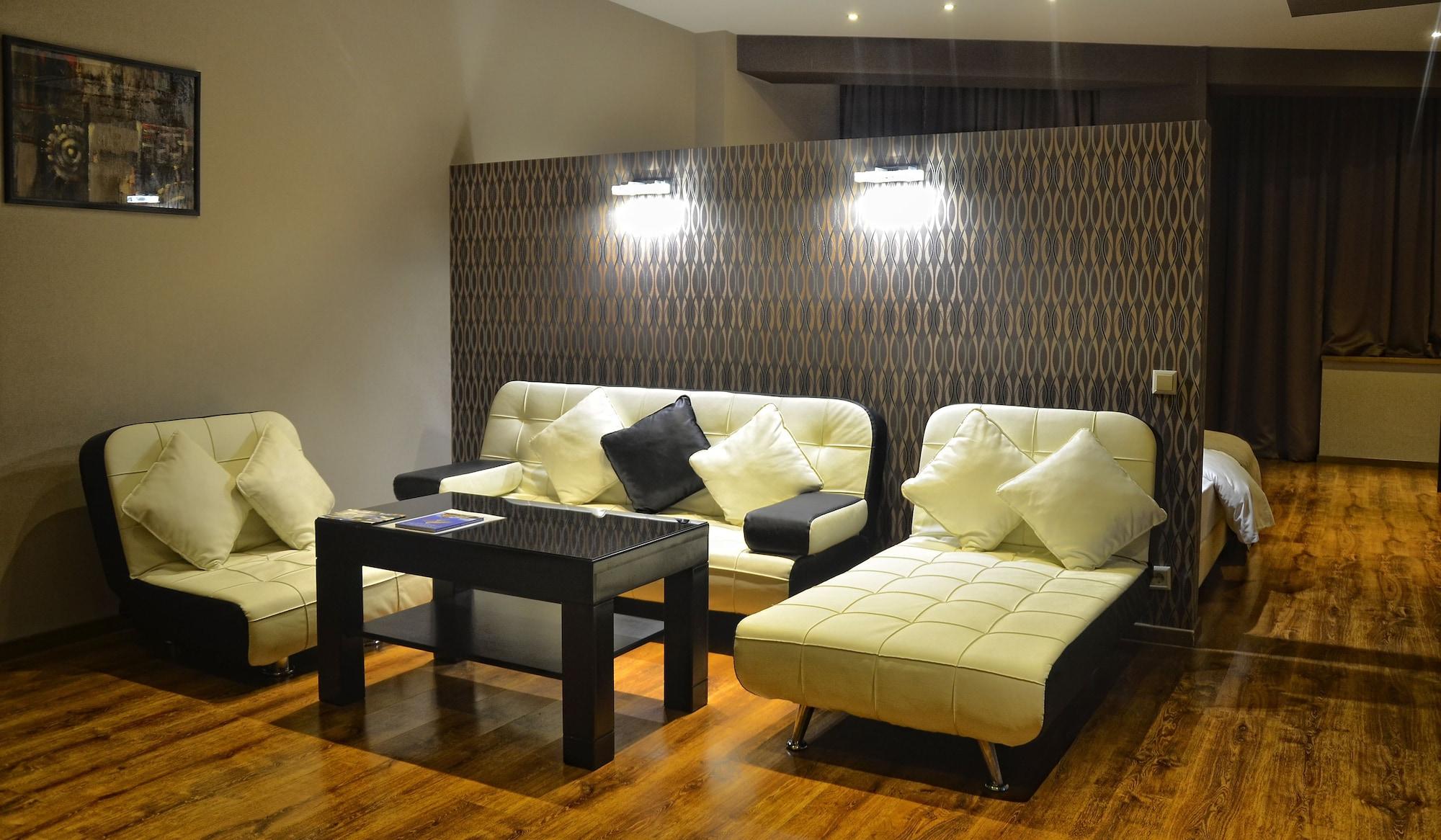 Hotel Orion Tbilisi ภายนอก รูปภาพ