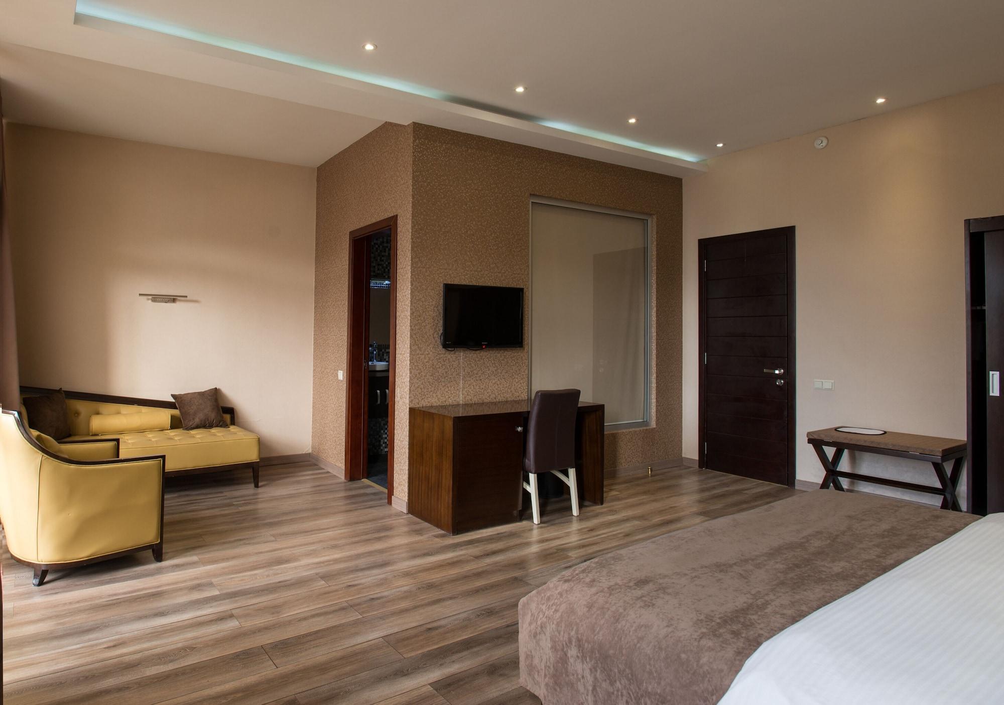 Hotel Orion Tbilisi ภายนอก รูปภาพ