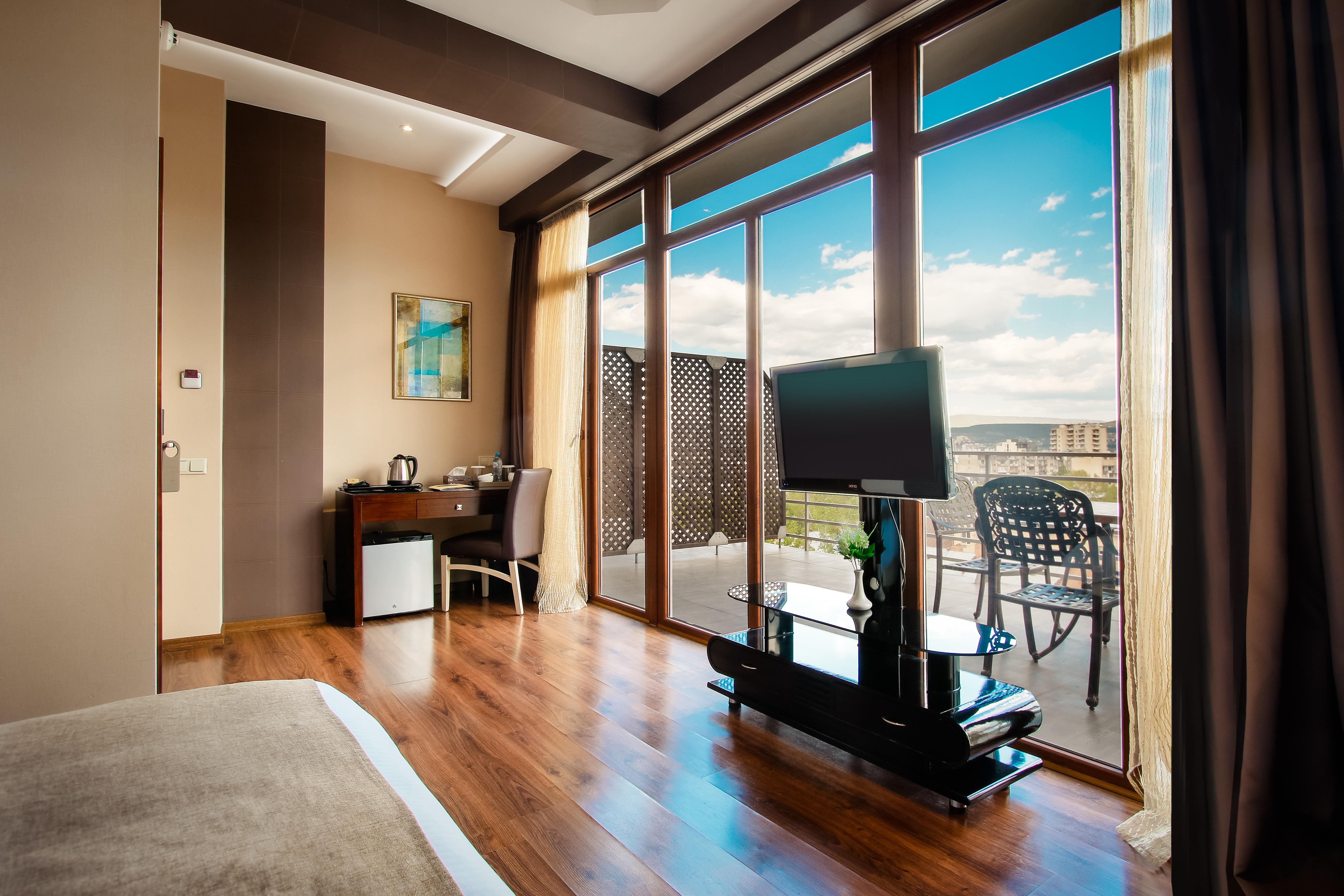 Hotel Orion Tbilisi ภายนอก รูปภาพ