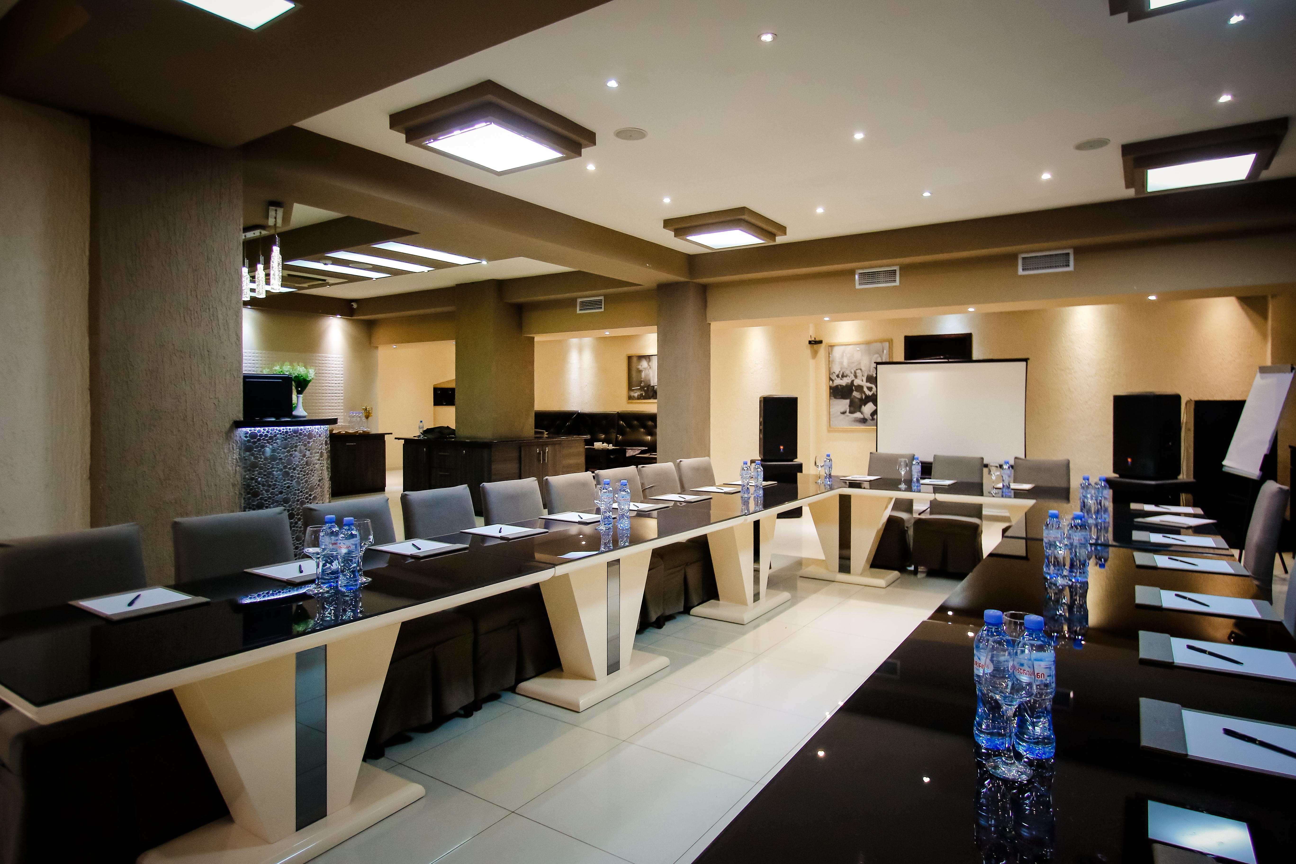 Hotel Orion Tbilisi ภายนอก รูปภาพ